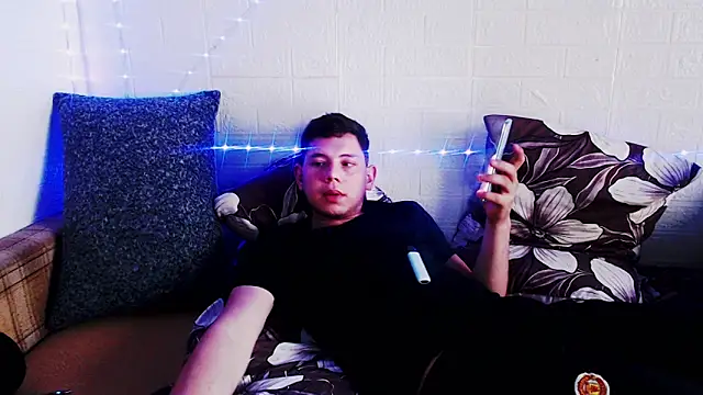 A_k_ii live cam on StripChat
