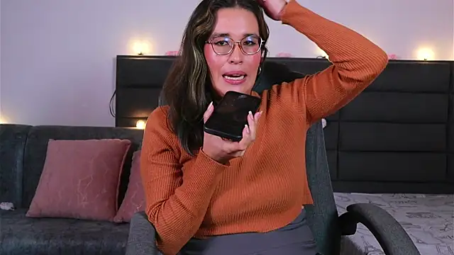 kathieandpovcock1 webcam