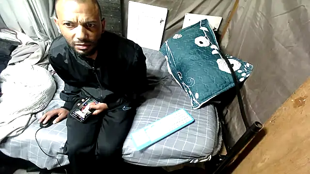 Camodick live cam on StripChat