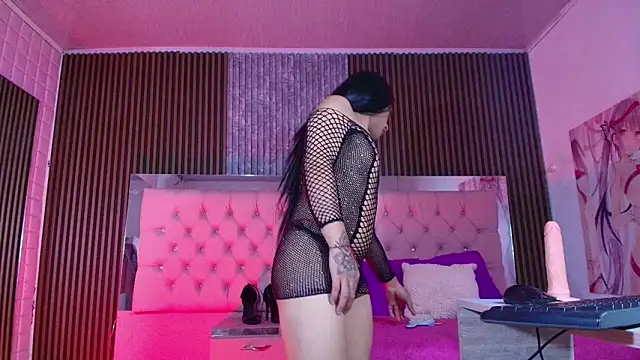 LUCIANA_FOX_TS live cam on StripChat