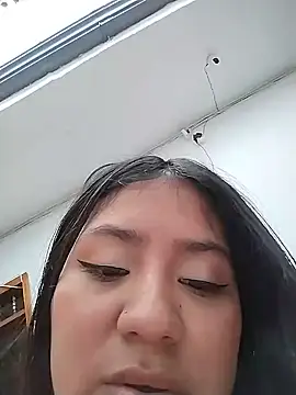 Amber_Herrera live cam on StripChat