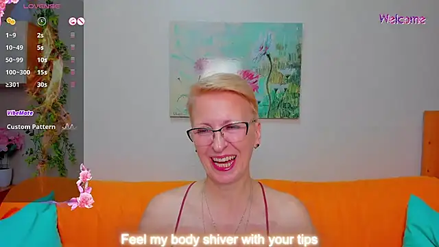 iamyourdream89 live cam on StripChat