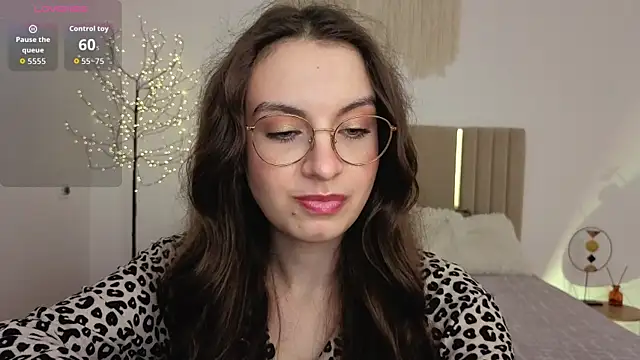 Real_cutie1 webcam