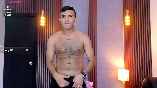 Chris_vega_ live cam on StripChat