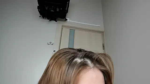 juliabusty (F young) - 💦💦 SQUIRT 💦💦