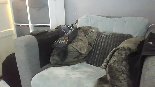 Naturistmale45's live cam