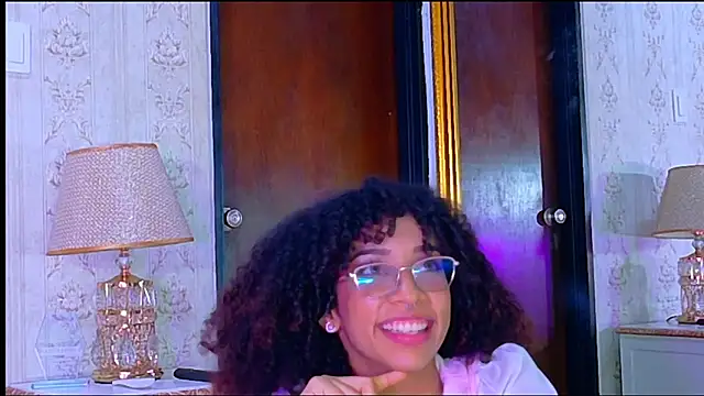 CamilaJohnston webcam
