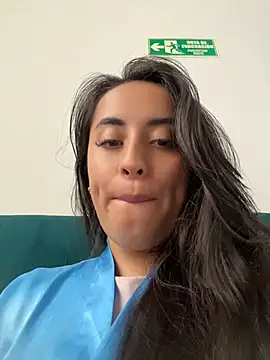 Antonella_Julieta webcam