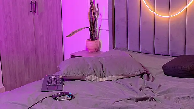 Zeyn_smith live cam on StripChat