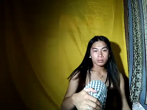 Asian_PrettyAle webcam