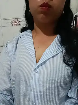 lisa-bae00 live cam on StripChat
