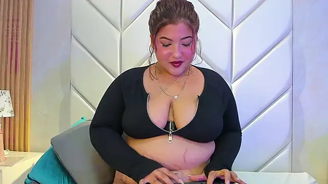VanessaLanz live cam on StripChat