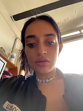 leilani_X webcam