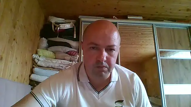 Luceriusbigass webcam