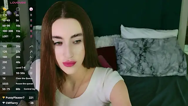 MadisonRen live cam on StripChat