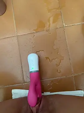 Wet-Pussycat webcam