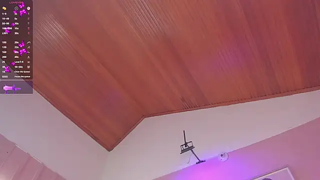 elodie_walker webcam