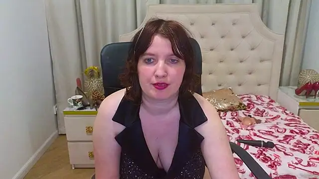 AmazingTori live cam on StripChat