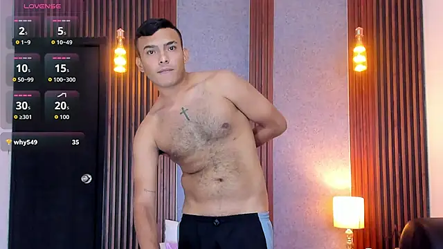 Chris_vega_ live cam on StripChat