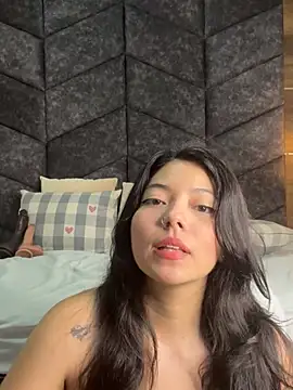 AnnieRouse__ webcam