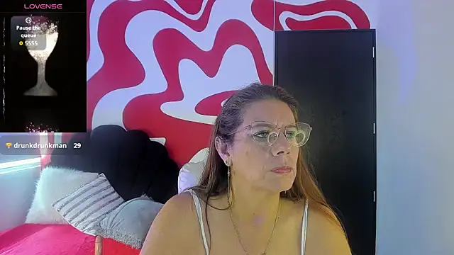 channelsmith_55 webcam