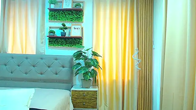 sasi_luna webcam