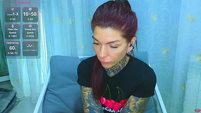 tattooedBabyy webcam