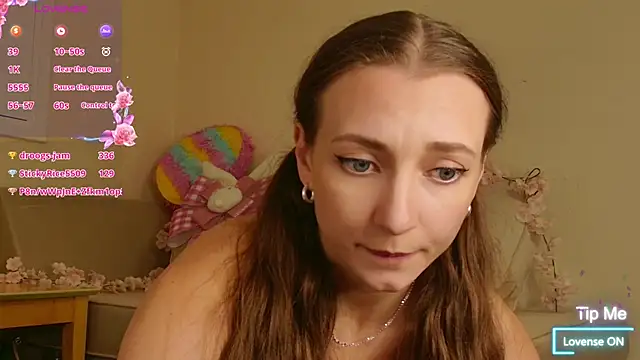 Milky_flexy_cat webcam