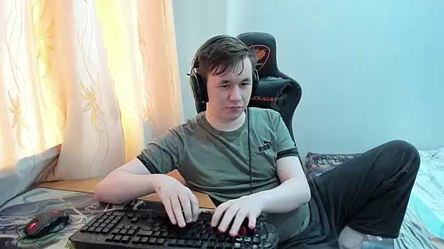 iliaskrislove webcam