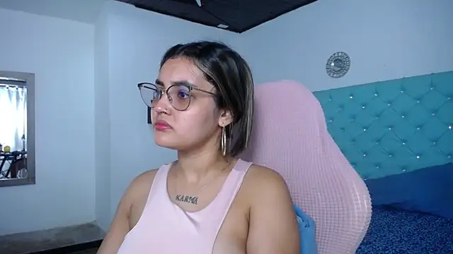 kathe-mills235 webcam