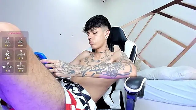 Tommy_valverde webcam