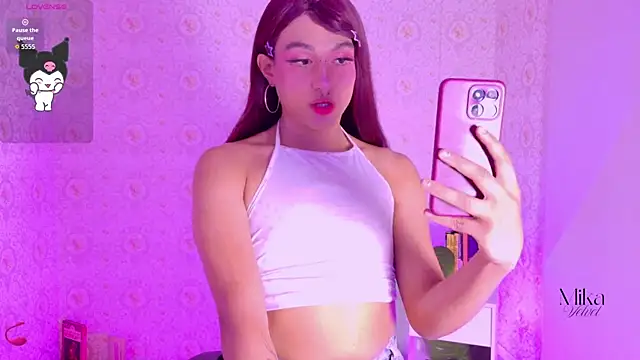 Mikavelvet08 webcam