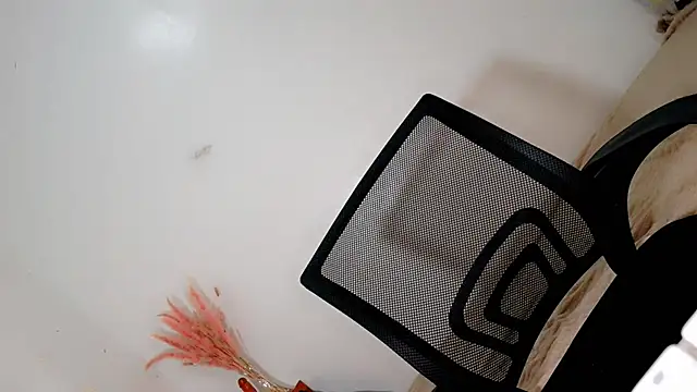 Fuuk_sexdOll69 live cam on StripChat