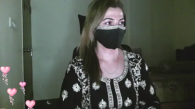 Cute_Sonii live cam on StripChat