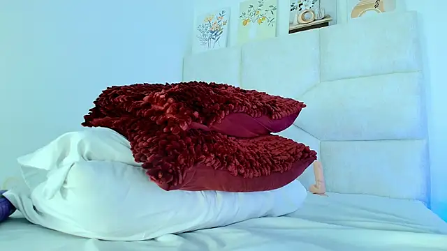 elizawiliamst webcam