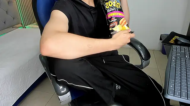 samblack_ (M twink) - SHOW CUM