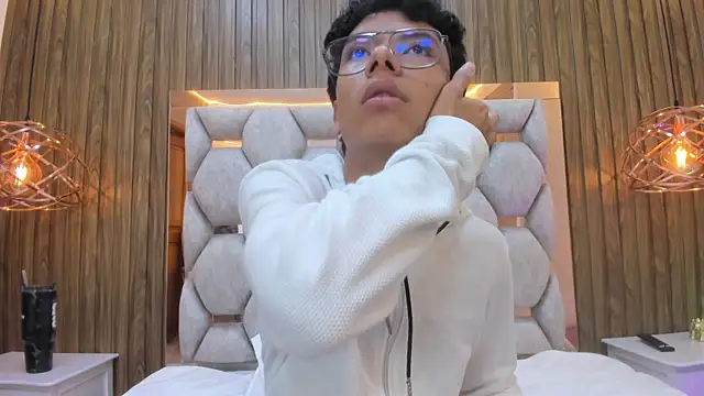 adams_bobby (M twink) - cum show 🍆💦