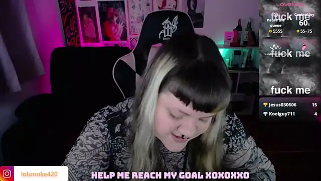 Bdsm_and_fries live cam on StripChat