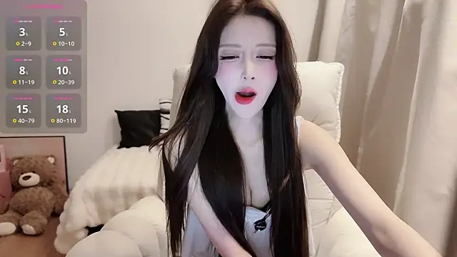 tutu-l live cam on StripChat