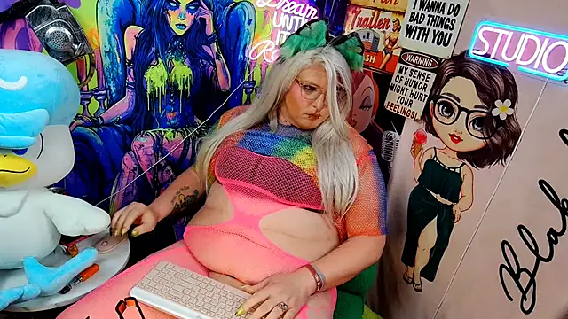 Blakelytgirl live cam on StripChat