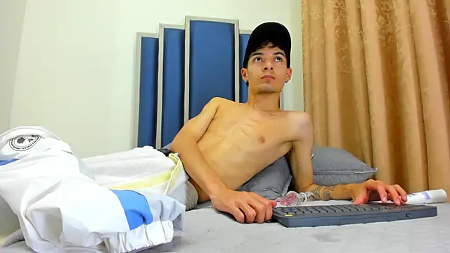 Yefersonyoss live cam on StripChat