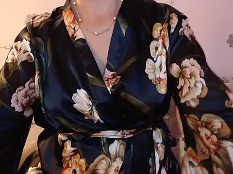 YourfantasyGiuly webcam