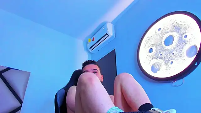 mike_257 webcam