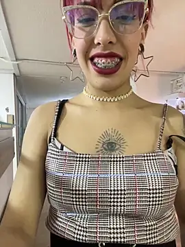 MeraSecretXXX webcam