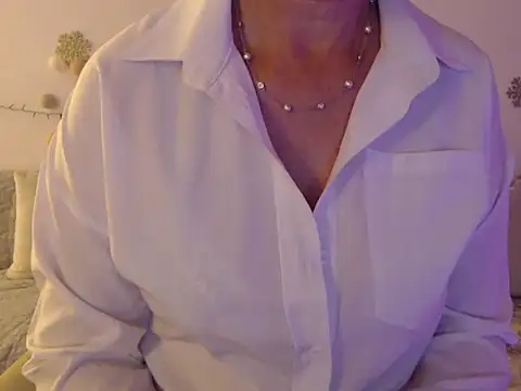 YourfantasyGiuly webcam