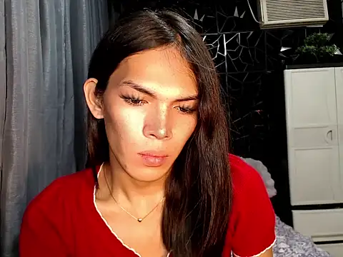 GORGEOUS_CARMEE webcam