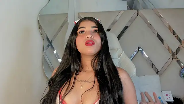 honeyhtx live cam on StripChat