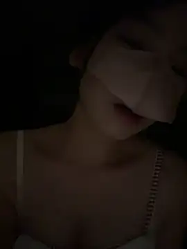 gougou13's live cam