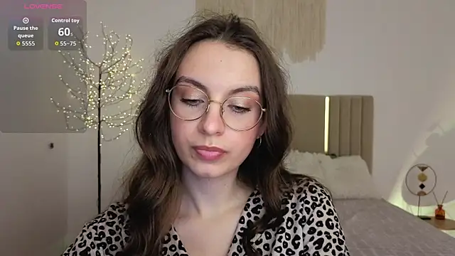 Real_cutie1 webcam