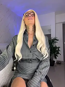 Leldelilly - Trans webcam sex chat